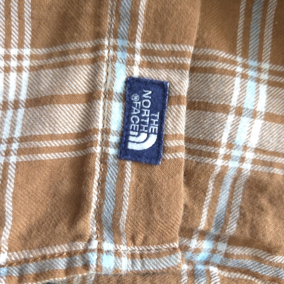 The North Face Men's Tan Brown Plaid Button-Down Short-Sleeve Shirt - Picture 4 of 6